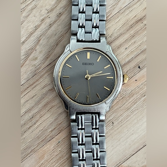 Seiko Silver and Gold Classic Dress Watch main image 12
